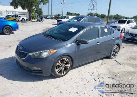 2016 Kia Forte Ex z USA, uszkodzony, nr VIN KNAFZ4A84G5473650